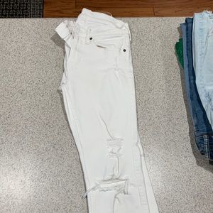 White American Eagle ripped jeans 28w 30L